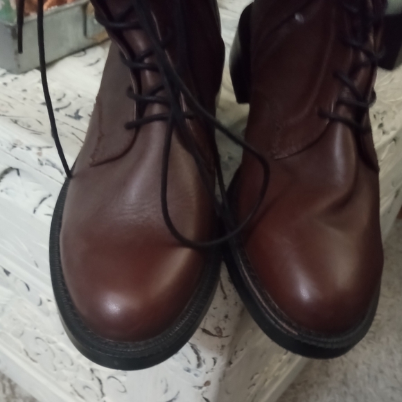 🆕⭐Sam Edelman leather brown lace up tall boots - Picture 13 of 16